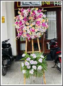 Vòng hoa viếng đám tang - HTL532